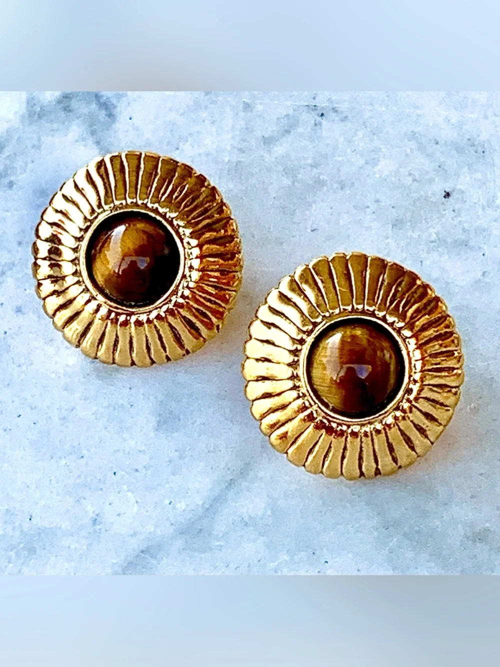 CHANEL 24K GOLD PLATED TIGERS EYE STONE Round Button CLIP Earrings VINTAGE 1986